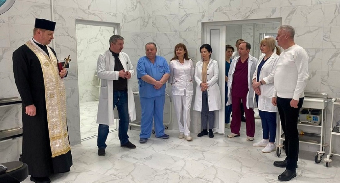 Відкриття операційної після ремонту