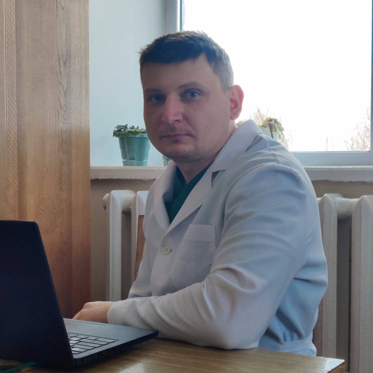 staff image